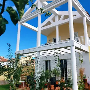 https://villa-8-islas.tenerifehoteles.net