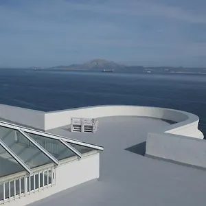 Gasthof Floating House, Tarifa