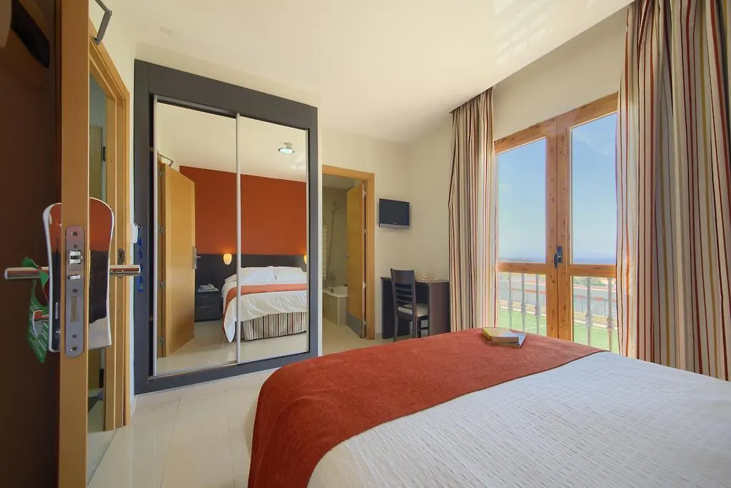 Hotel La Mirada Tarifa 0*,